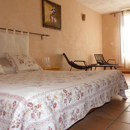 Le Mas De Pie Caud Bed & Breakfast Rognes Luaran gambar