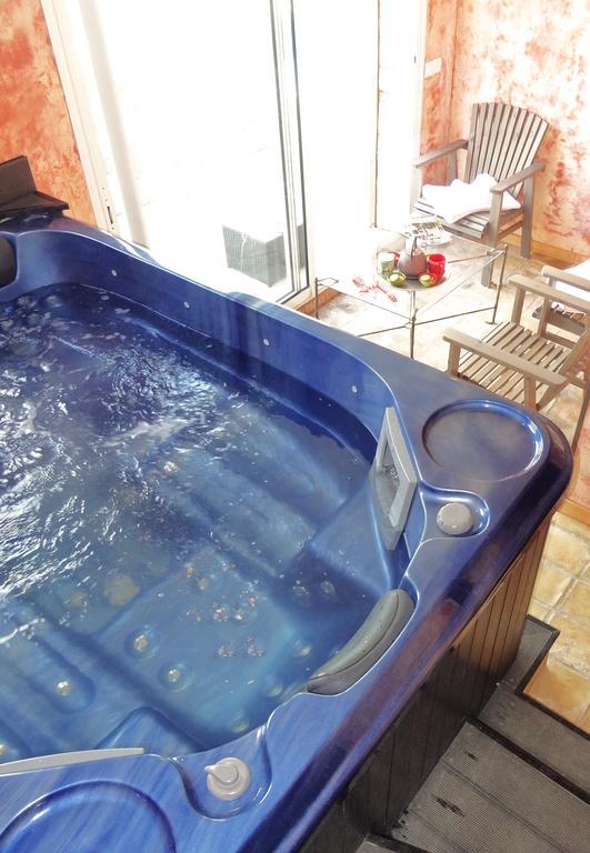 Le Mas De Pie Caud Bed & Breakfast Rognes Luaran gambar